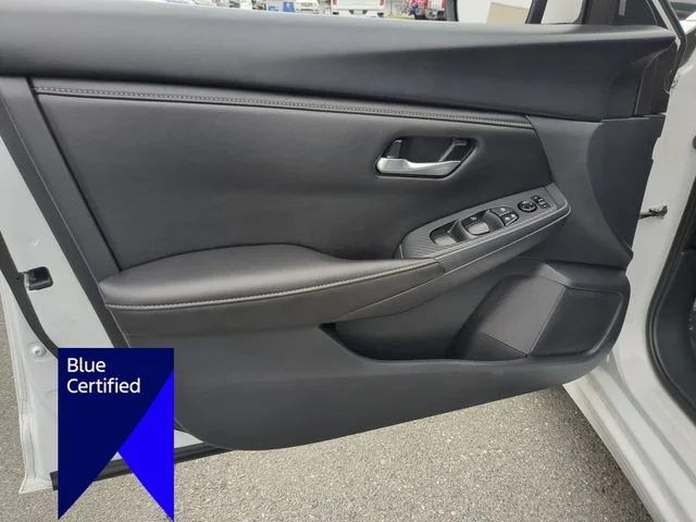 Used 2025 White Nissan SV image 12