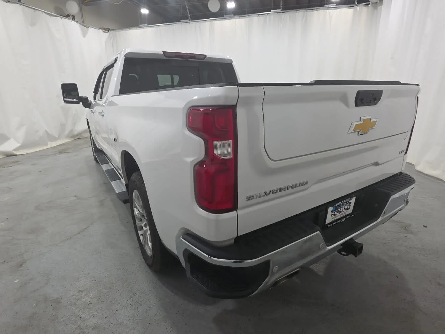 Used 2024 Iridescent Pearl Tricoat Chevrolet LTZ image 4