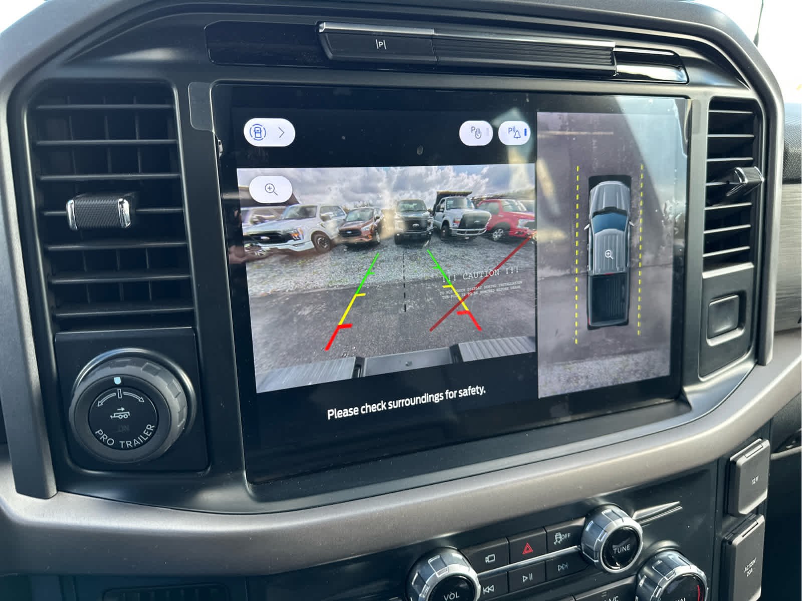 2025 Ford F-150 XLT - Photo 27