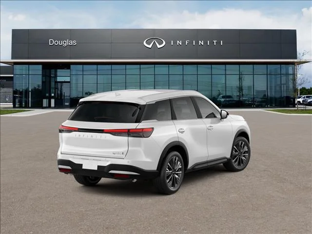 New 2027 RADIANT WHITE INFINITI Luxe AWD image 5