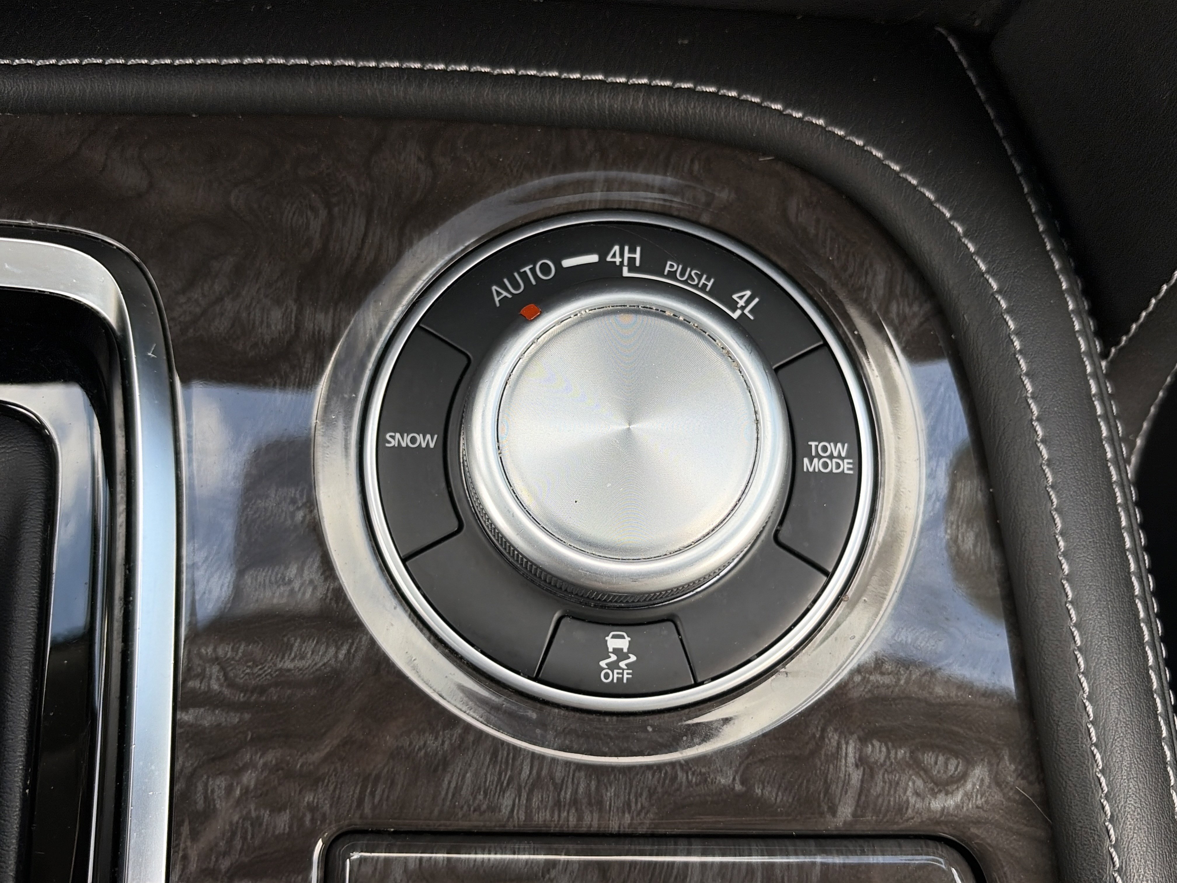 2024 Nissan Armada Platinum - Photo 10