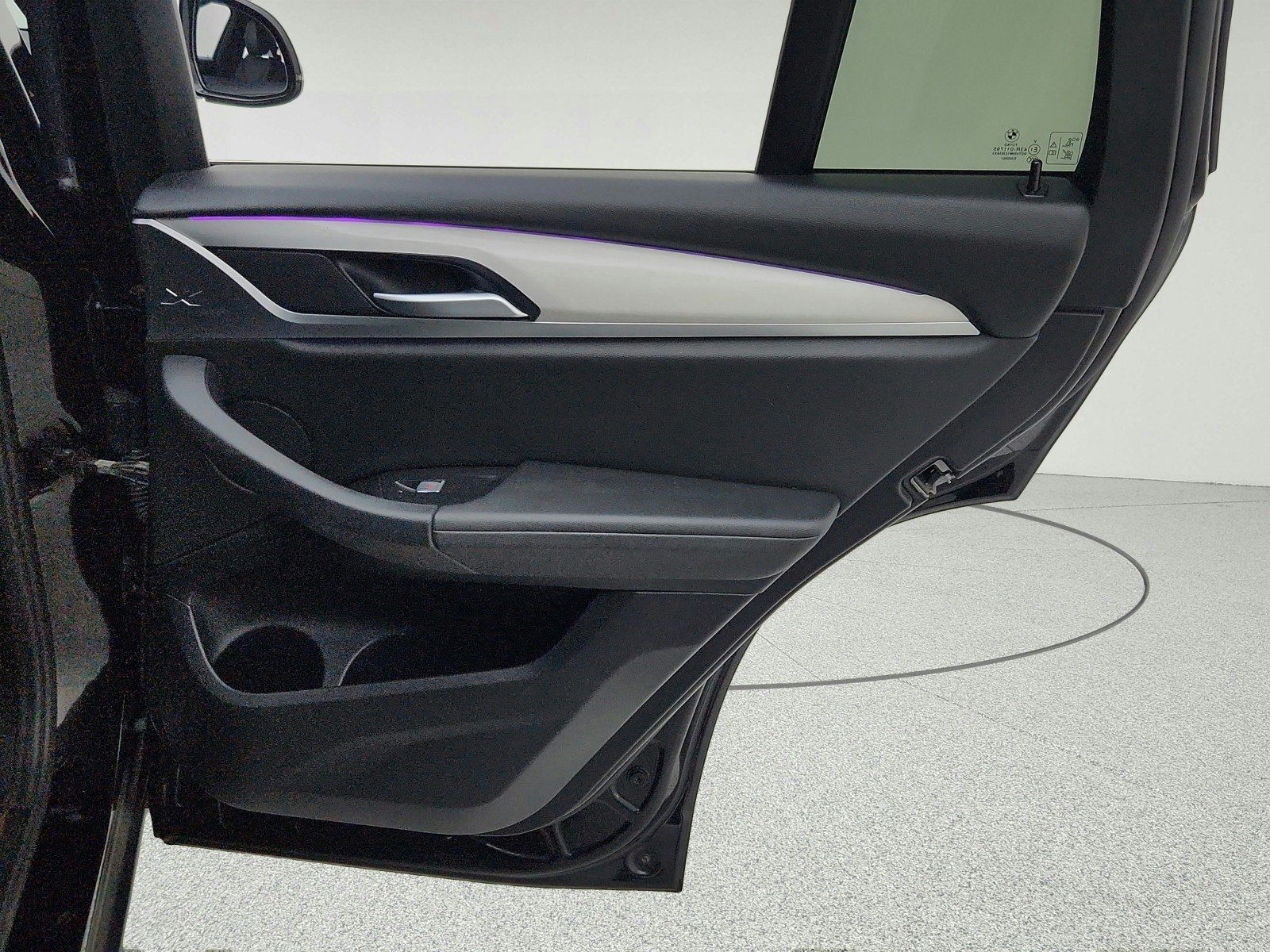 Used 2020 Jet Black BMW xDrive30i image 38