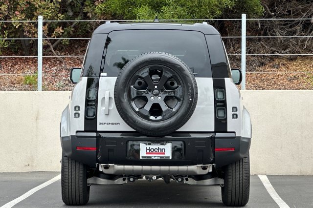 New 2026 Borasco Grey Land Rover S image 4