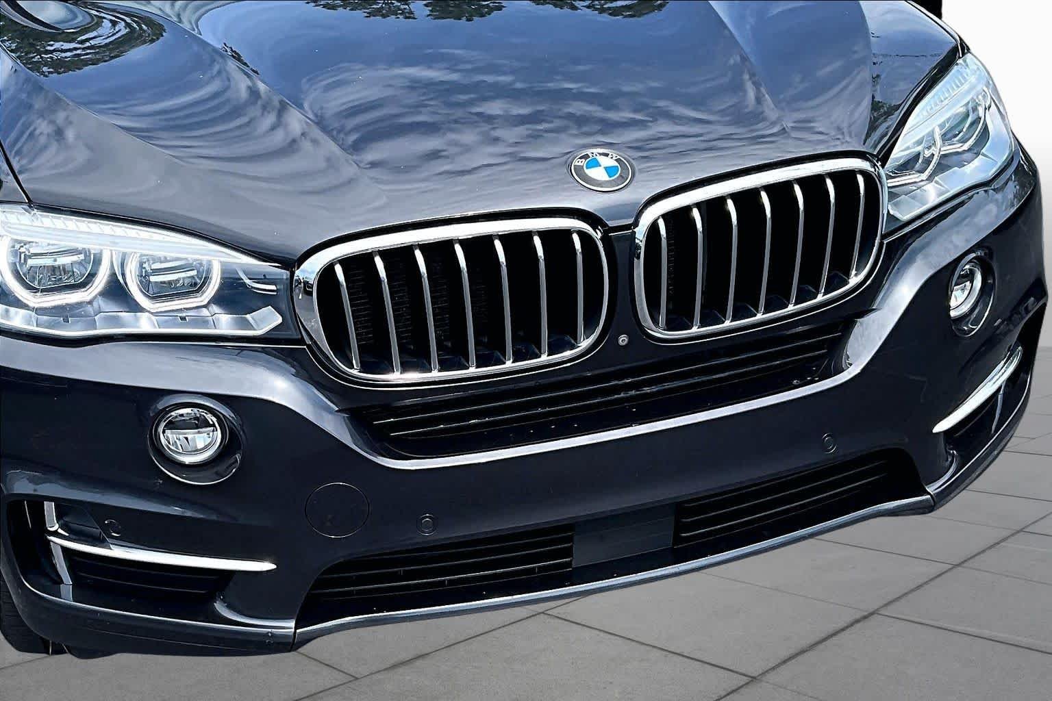 Used 2018 Dark Graphite Metallic BMW xDrive35i image 30