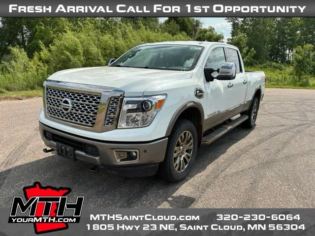 Used 2017 White Nissan Platinum Reserve image 4
