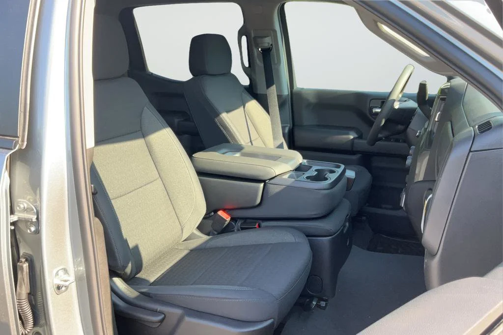 New 2026 Chevrolet Silverado 1500 Custom Trail Boss 4D Crew Cab