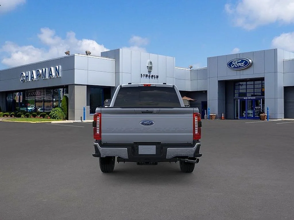 New 2026 Glacier Gray Metallic Tri-Coat Ford F-250® Lariat® image 5