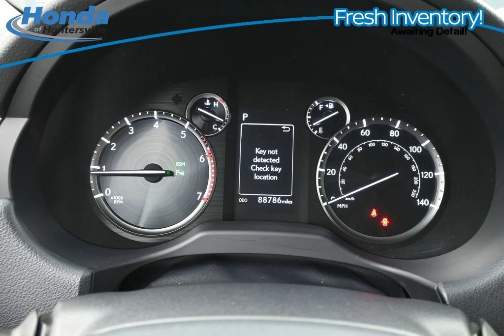 Used 2020 Gray Pearl Lexus 460 image 16