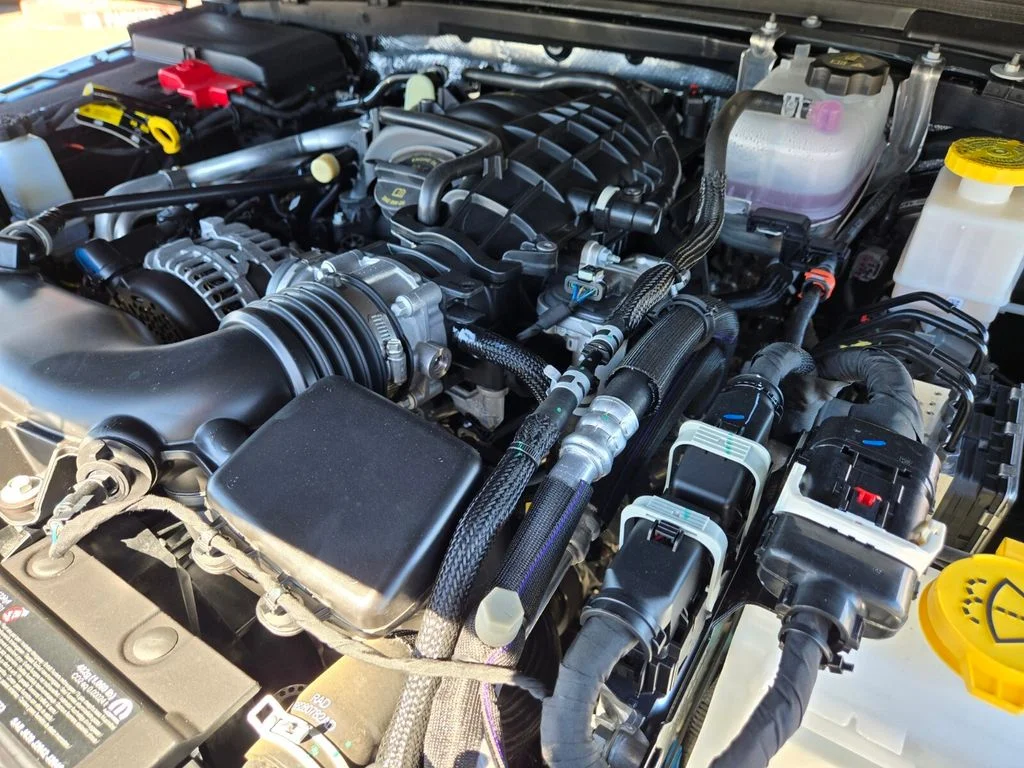 Used 2025 Gray Jeep Sport S image 25