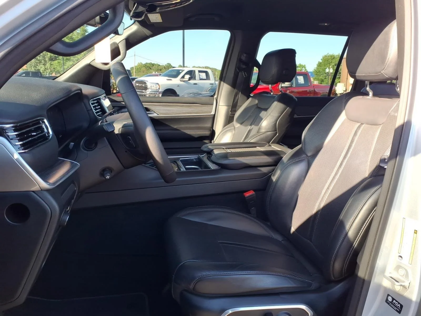 Used 2023 Silver Zynith Jeep Series II image 19