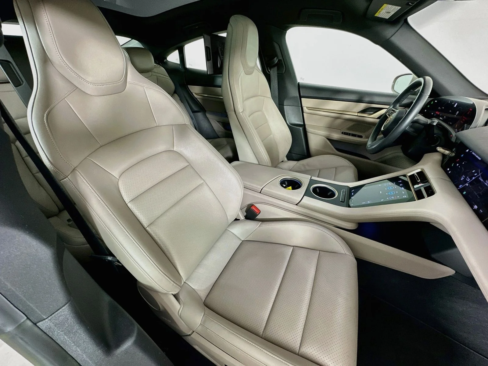 2023 Porsche Taycan Base - Photo 42