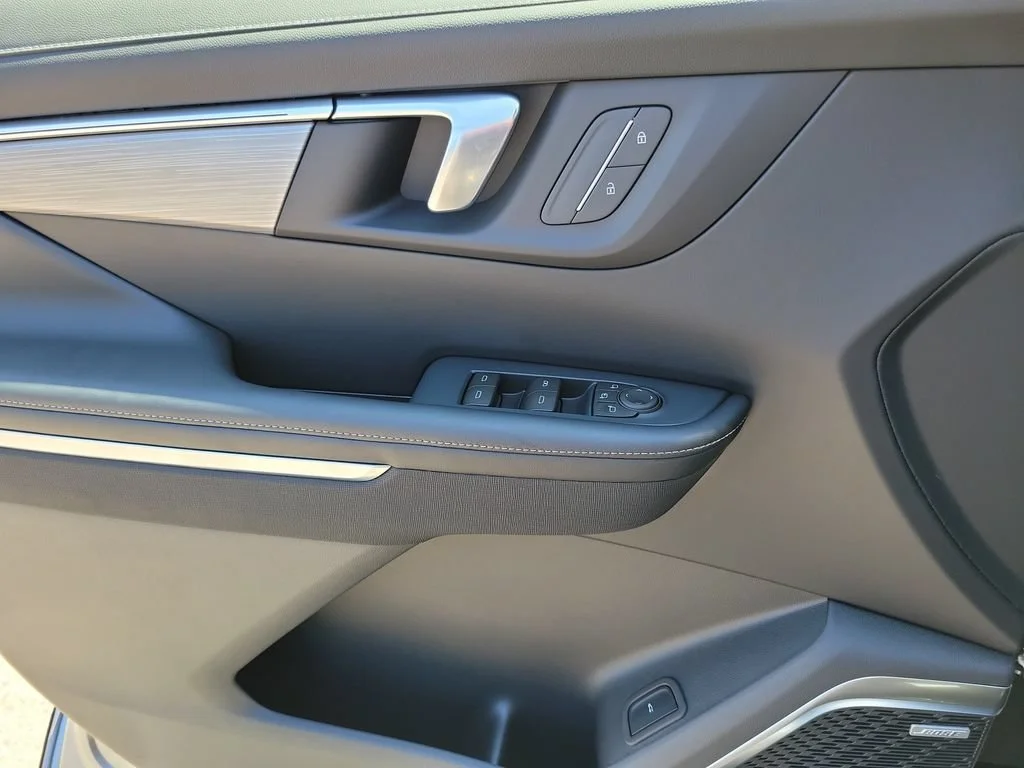 2026 Buick Enclave Preferred - Photo 18