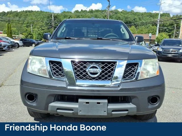 Used 2015 Black Nissan SV image 11