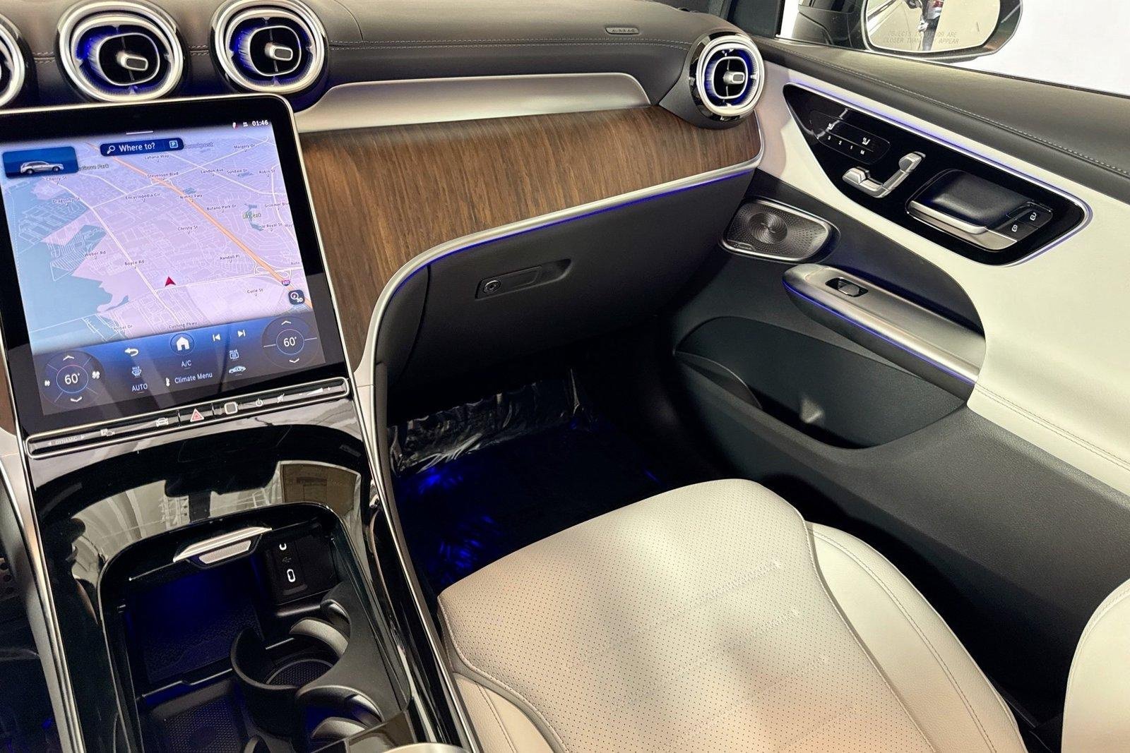 New 2026 Black Mercedes-Benz GLC 300 image 21