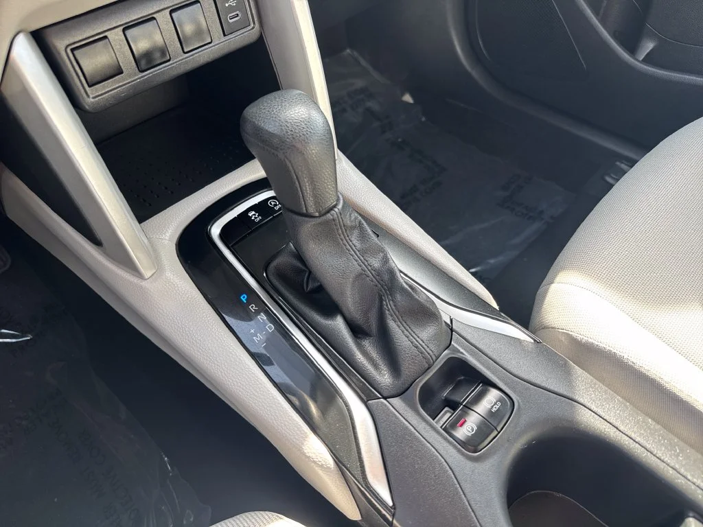 Used 2025 Silver Toyota L image 27