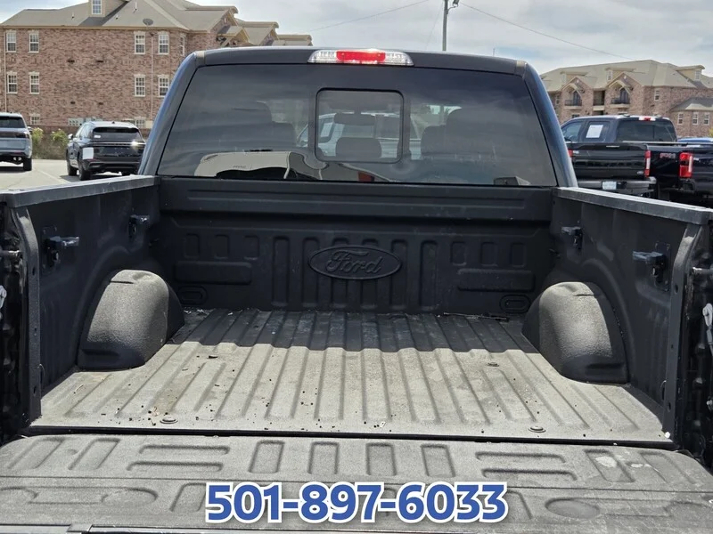 Used 2018 Shadow Black FORD LARIAT 4WD SUPERCREW 5.5