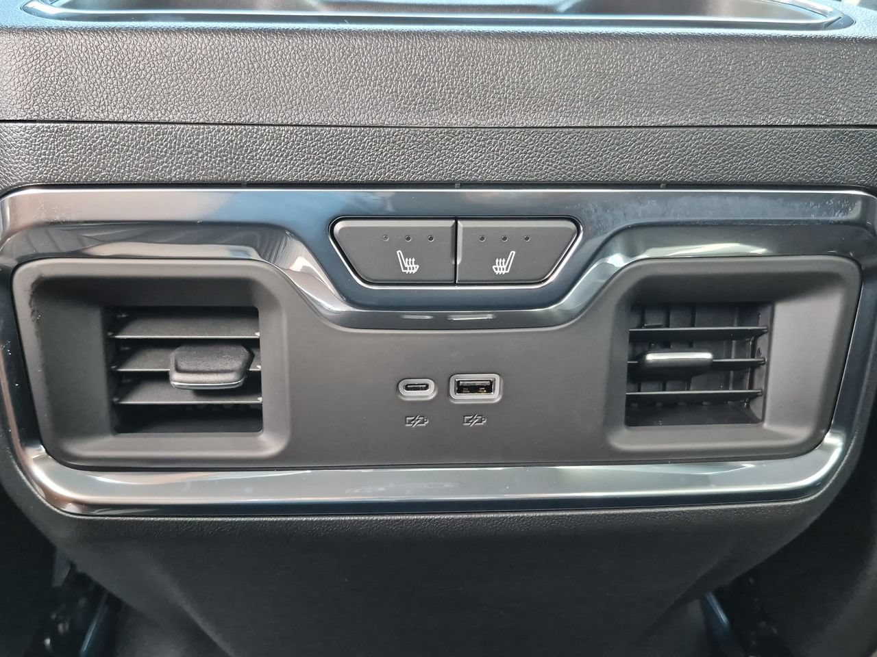 2026 Chevrolet Silverado 1500 LTZ - Photo 22