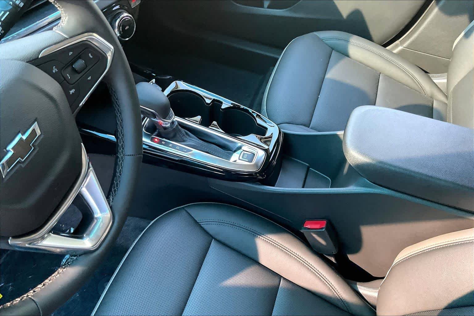 2026 Chevrolet Trax Activ - Photo 7