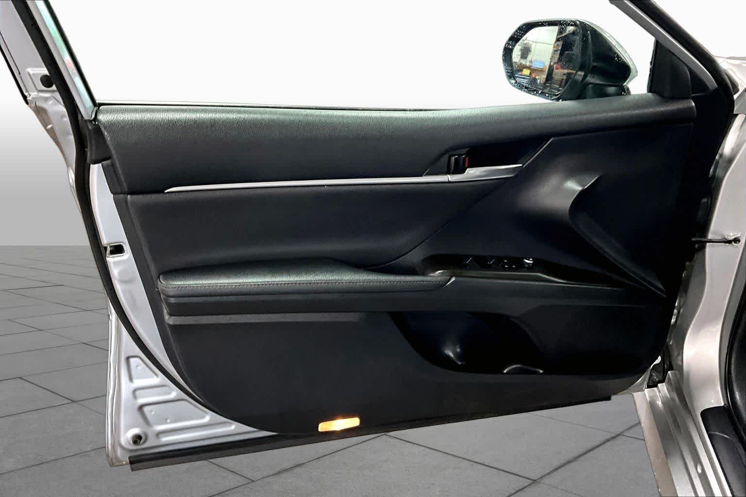 Used 2022 Celestial Silver Metallic Toyota XLE image 20