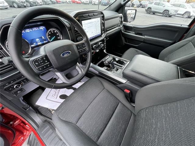 Used 2023 Hot Pepper Red Tinted Clearcoat Ford XLT image 54
