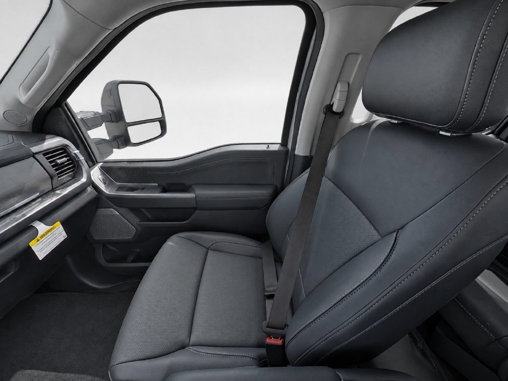 New 2027 Glacier Gray Metallic Tri-Coat Ford F-350® LARIAT® image 14