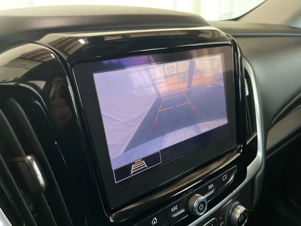 Used 2021 Gray Chevrolet LT image 12