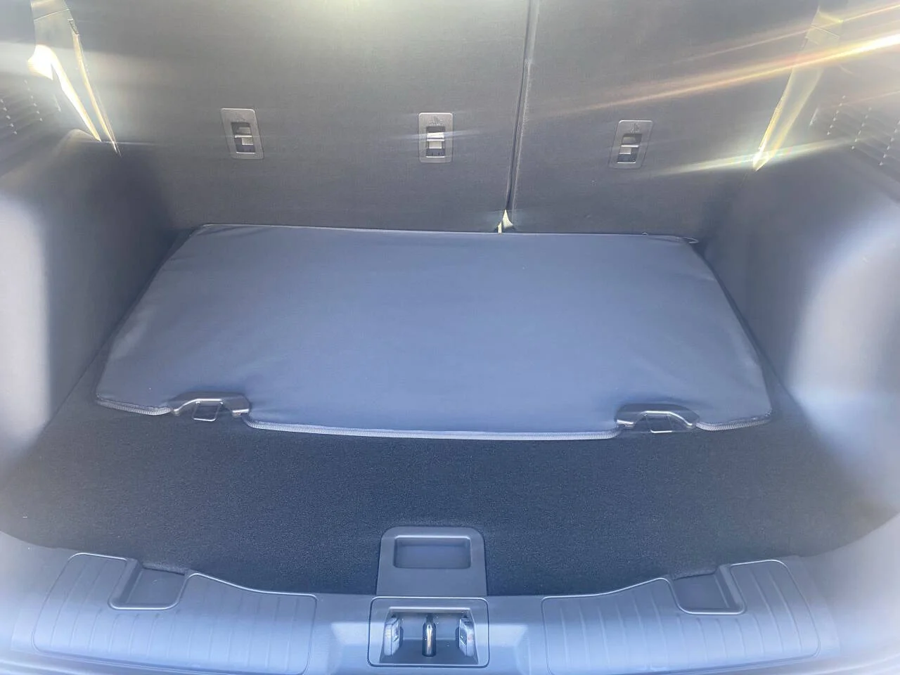 New 2026 Space Silver Metallic Ford Active® image 26