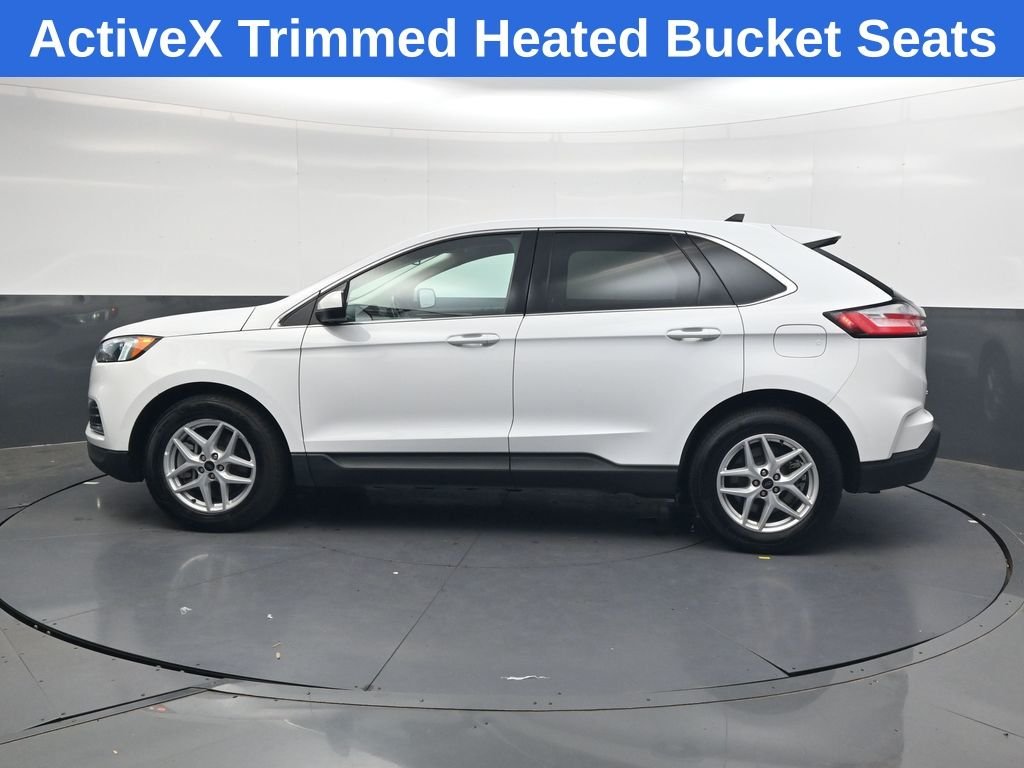 Used 2024 White Ford SEL image 7