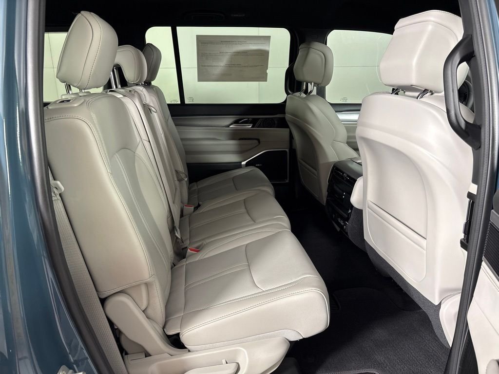 New 2026 Steel Blue Exterior Paint Jeep  image 21