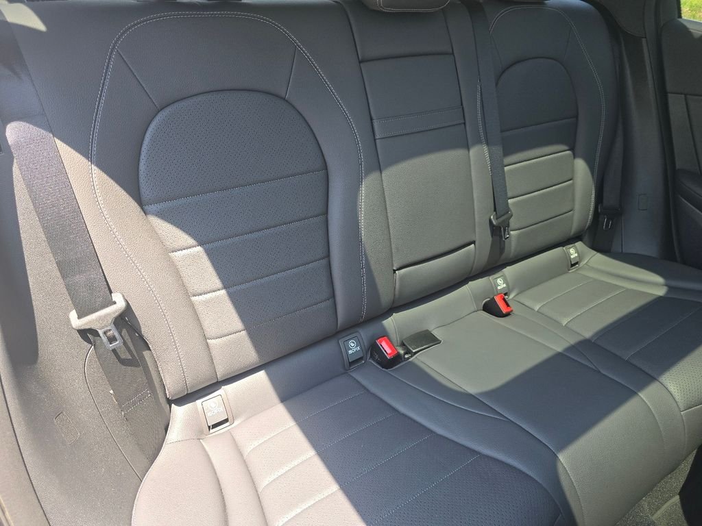 Used 2020 Graphite Gray Metallic Mercedes-Benz GLC 300 image 22