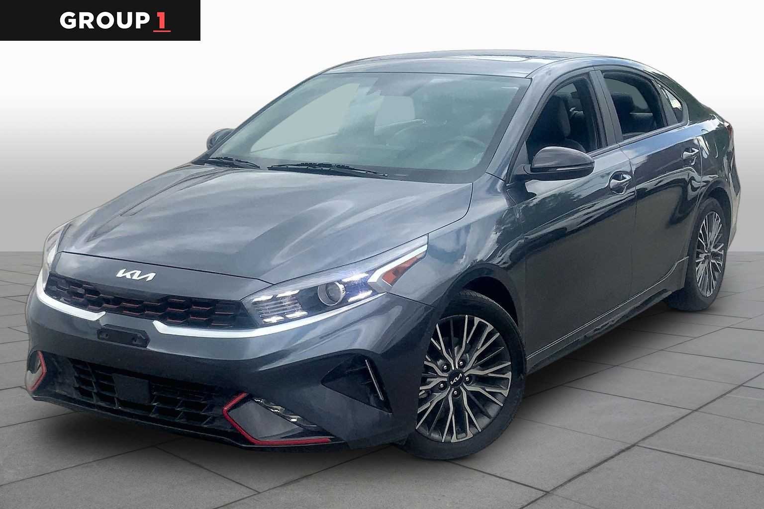 2022 Kia Forte GT-Line AT's photo