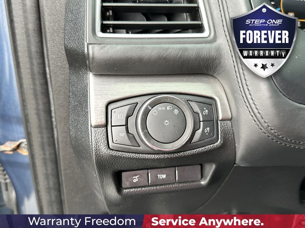 Used 2018 Blue Ford Platinum image 19