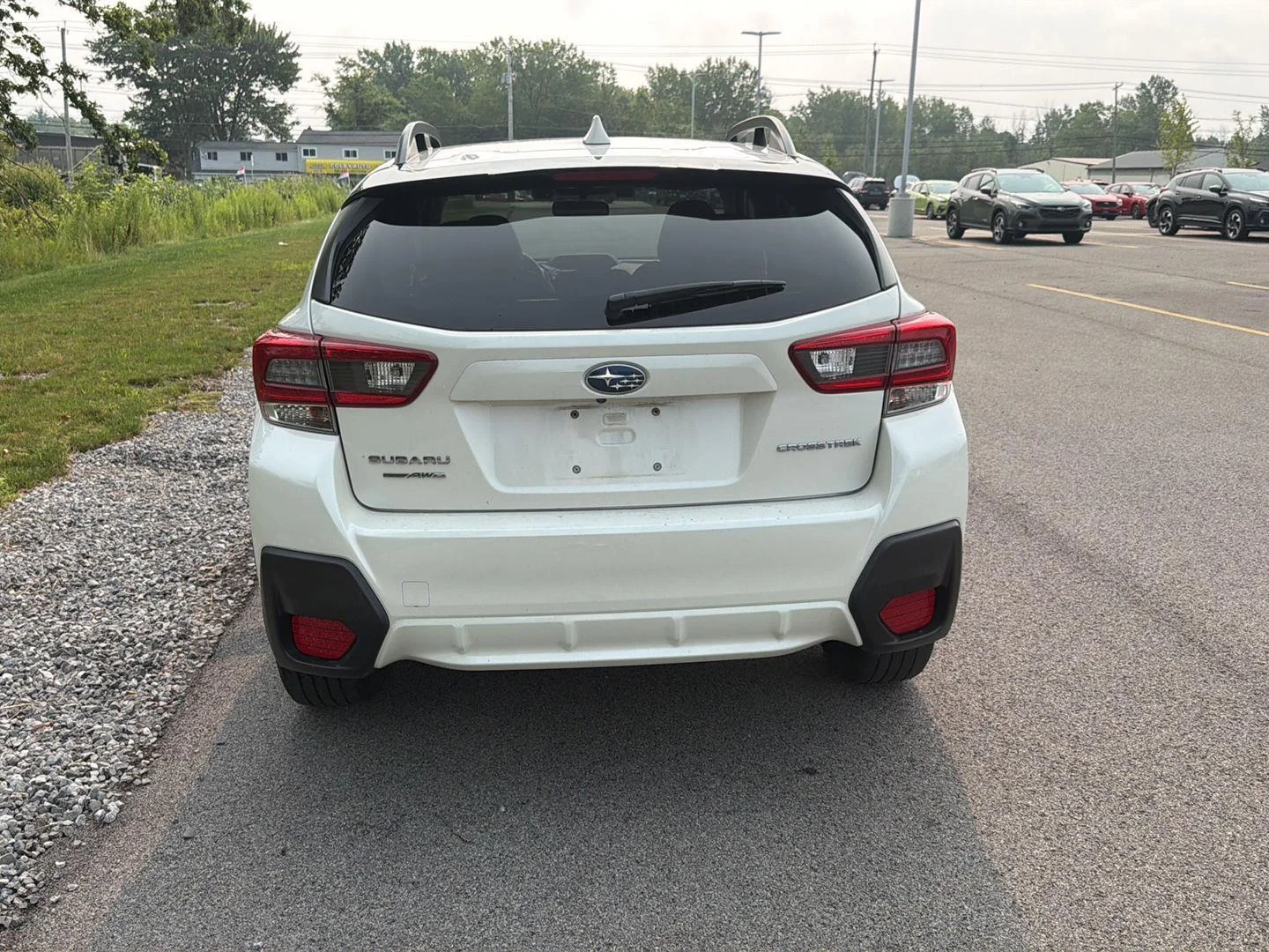 Used 2020 Crystal White Pearl Subaru Premium image 5