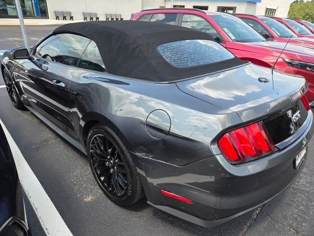 Used 2016 Magnetic Metallic Ford GT Premium image 8
