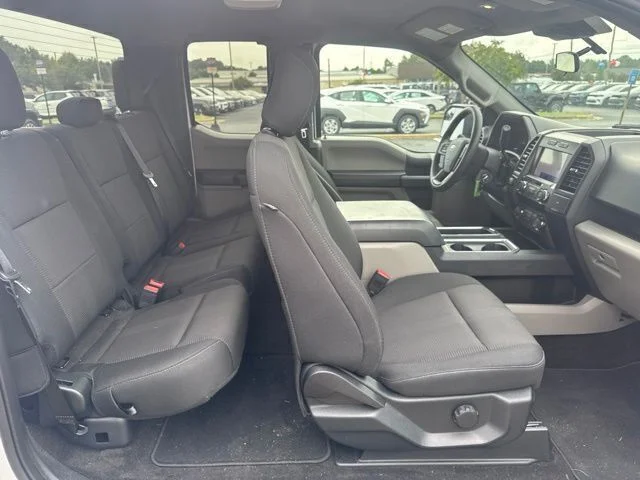 Used 2020 White Ford XL image 21