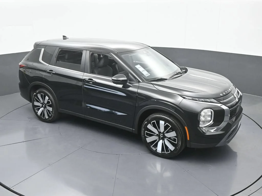 2026 Mitsubishi Outlander SE - Photo 63