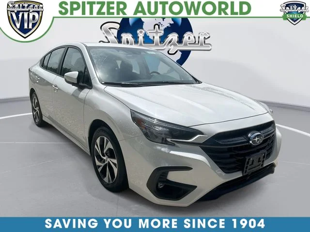 2025 Subaru Legacy's photo