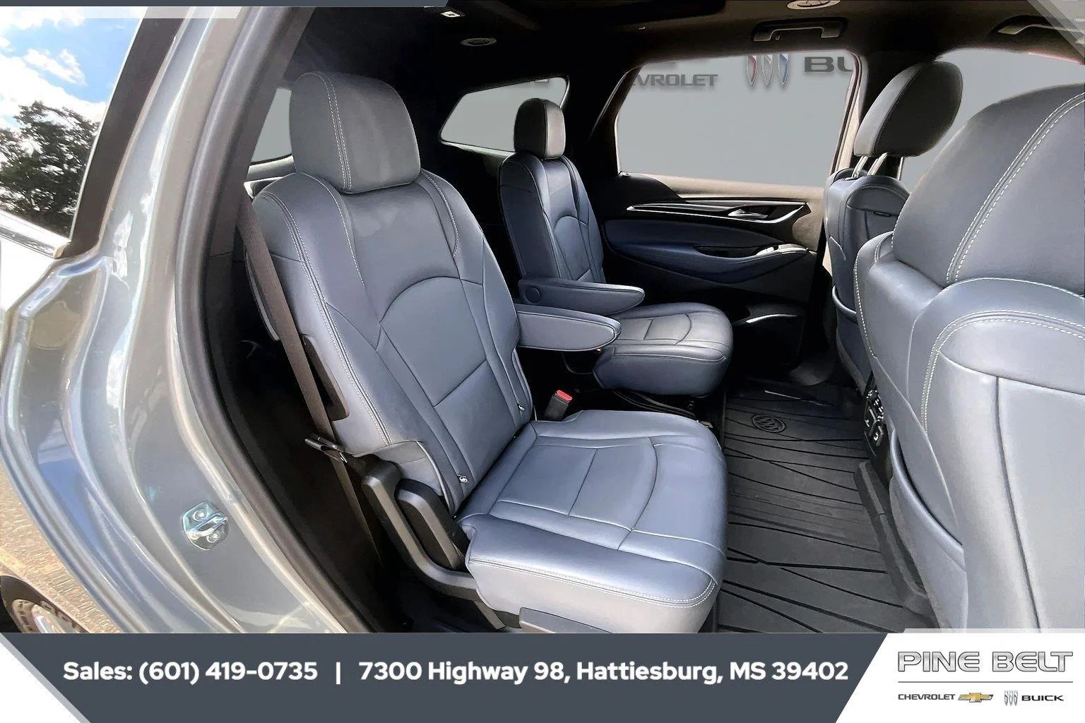 Used 2023 Includes Pitch Dark Night lower exterior accent color.) Buick Premium image 20