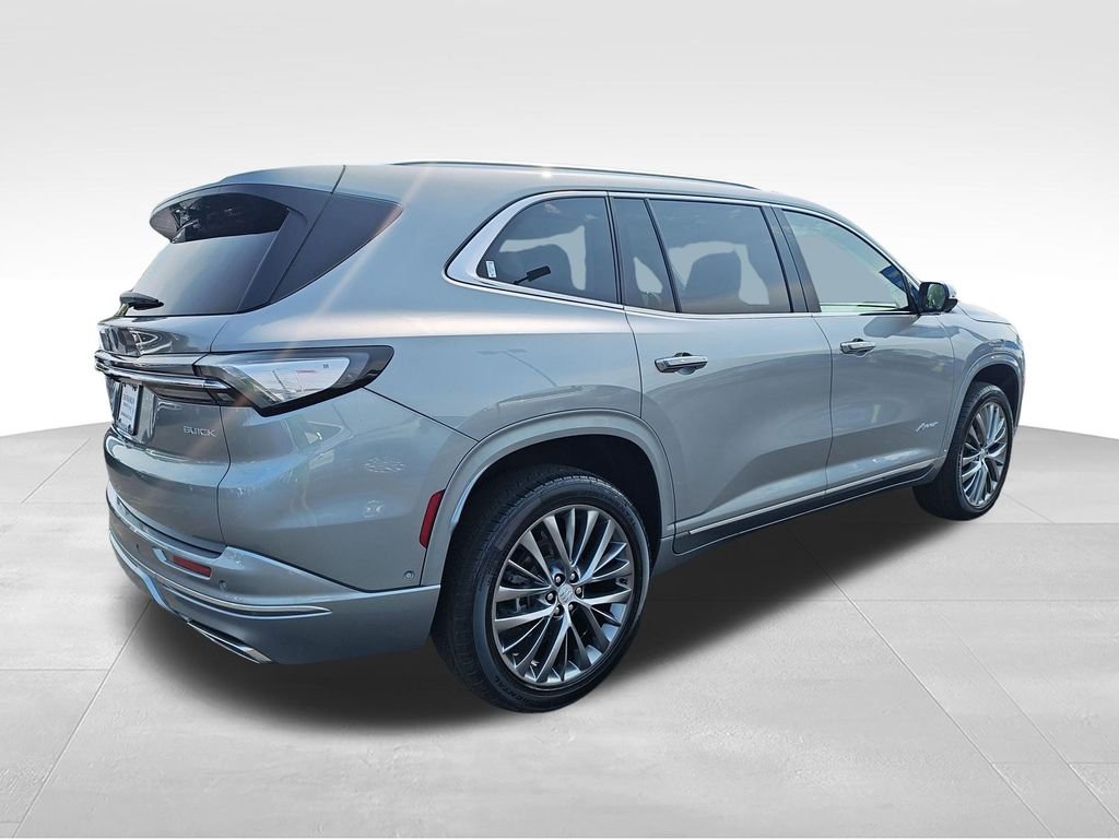 Used 2025 Gray Buick Avenir image 5