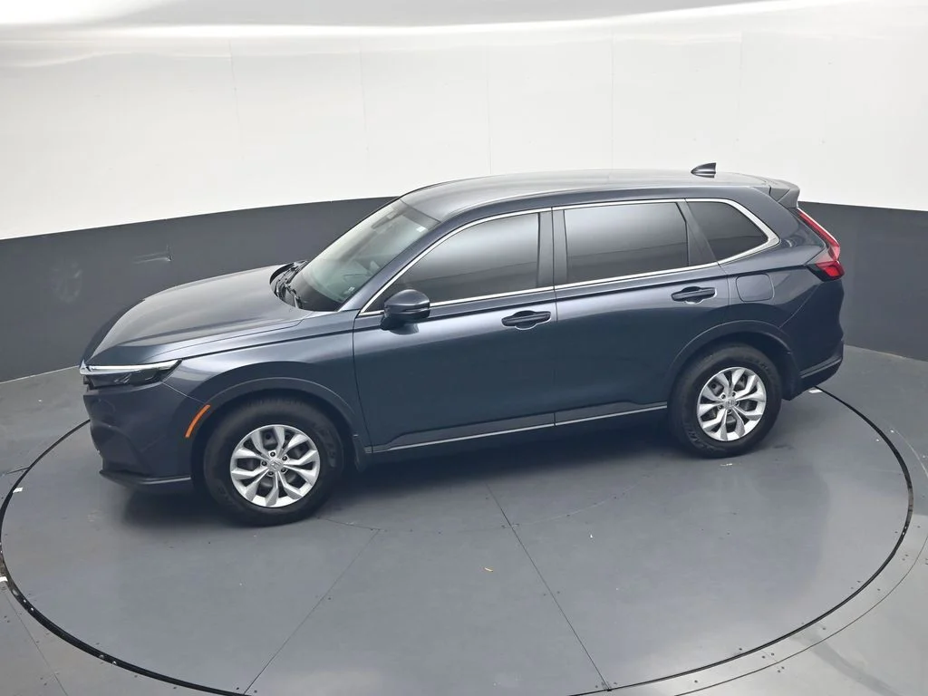 Used 2025 Meteorite Gray Metallic Honda LX image 36