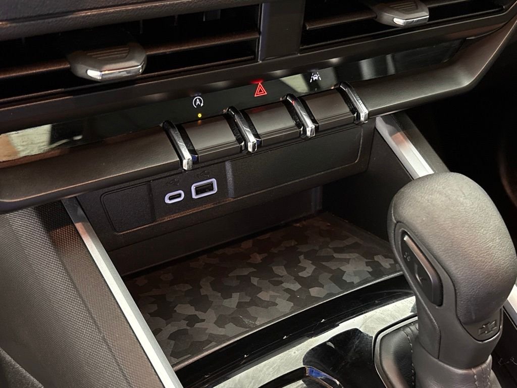 Used 2024 Blue Chevrolet Trail Boss image 43