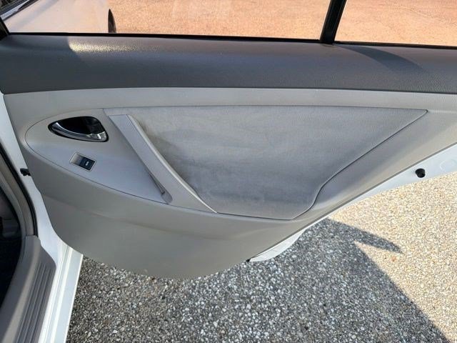 Used 2011 Super White Toyota LE image 17