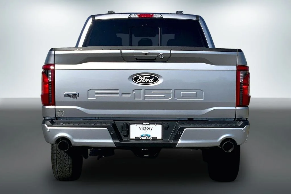 New 2026 Silver Ford XLT image 4
