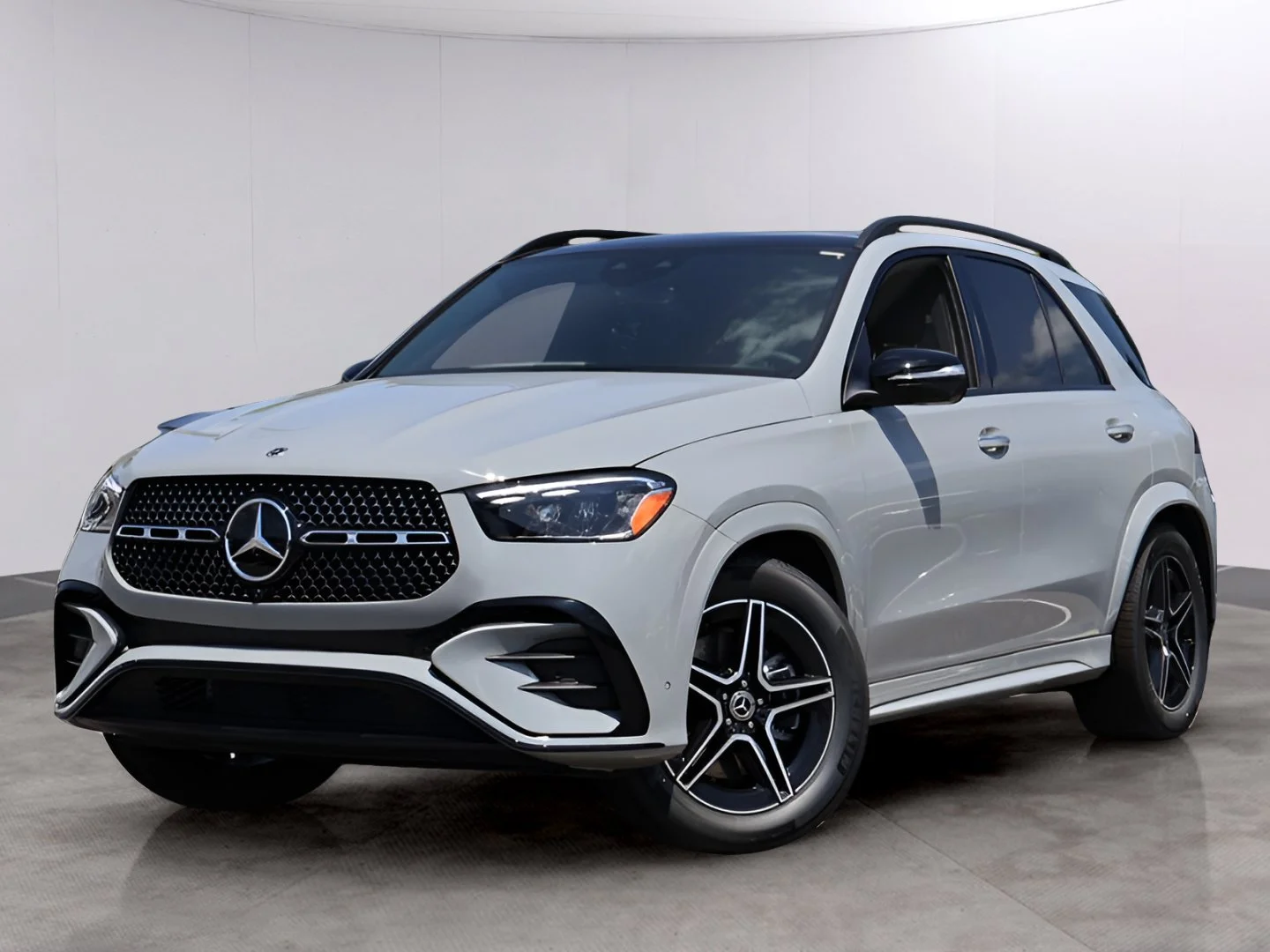 New 2026 MANUFAKTUR Alpine Gray Mercedes-Benz GLE 350 image 1