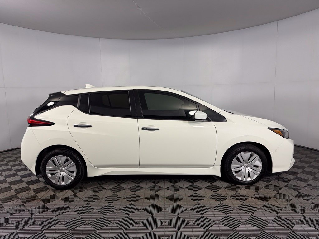 Certified Used 2025 White Nissan S image 10