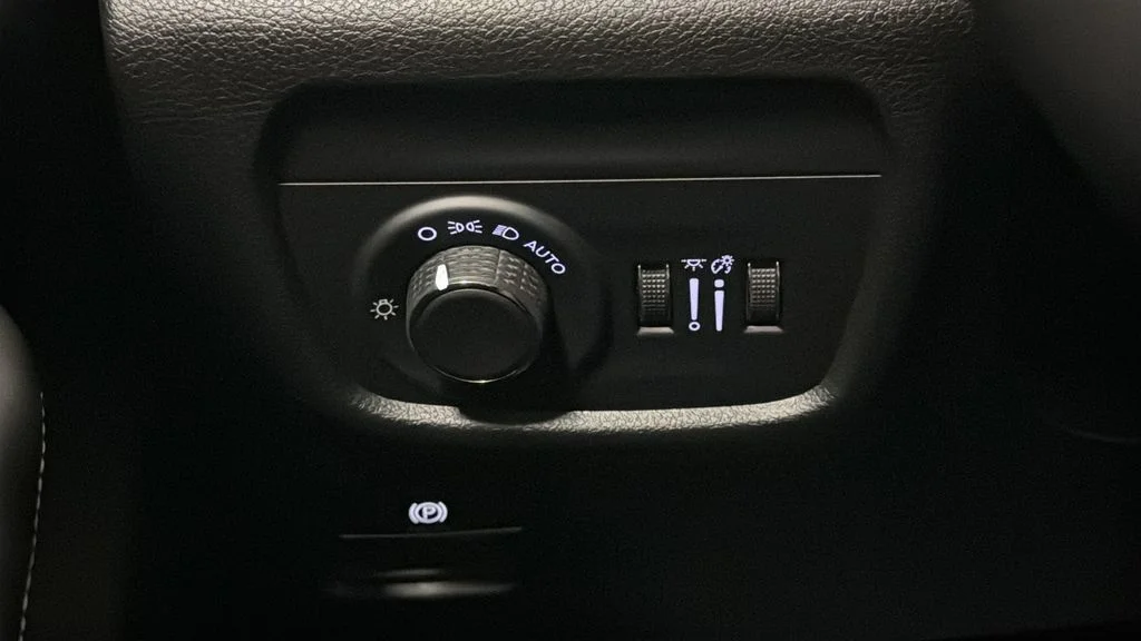 Certified Used 2023 Gray Jeep Altitude X image 26