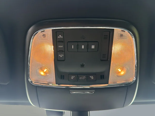 Used 2021 Gray Jeep Limited image 29