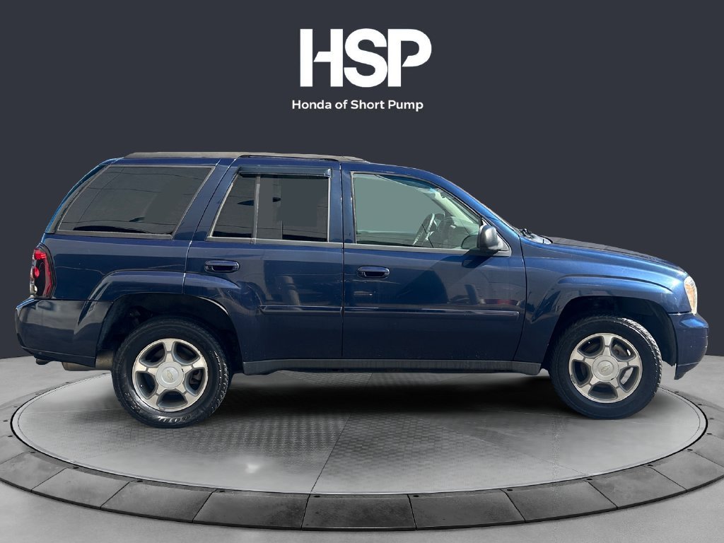 Used 2009 Imperial Blue Metallic Chevrolet LT image 6