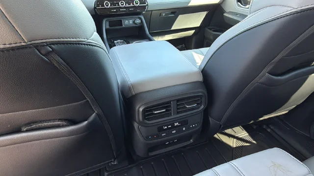 Used 2025 White Honda EX-L image 20