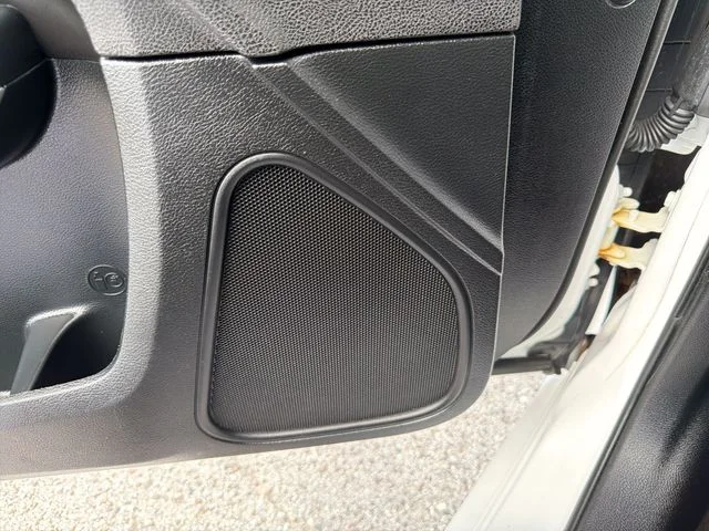 Used 2018 White Chrysler Limited image 21